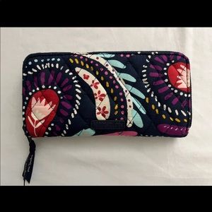 *DONATED* Vera Bradley Wallet